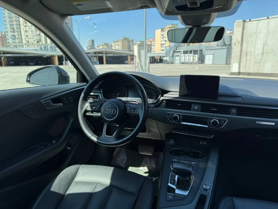 Audi A4 2018 из парка аренды KTRANS