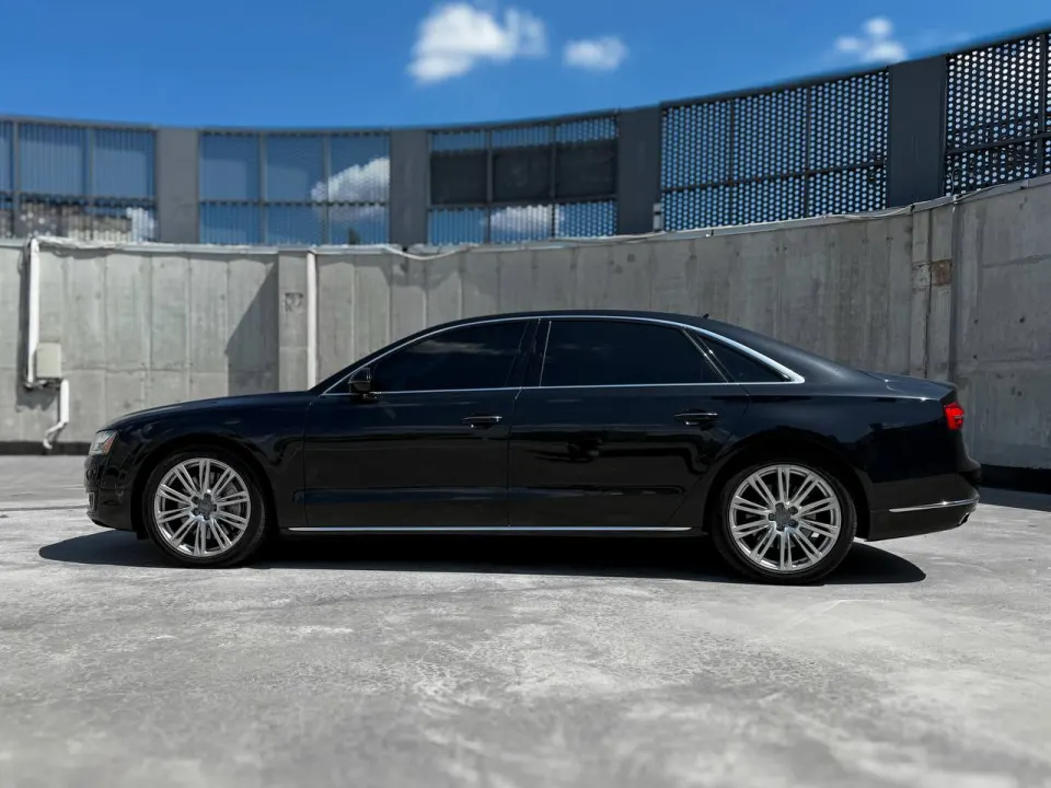 Audi A8 2015 из парка аренды KTRANS