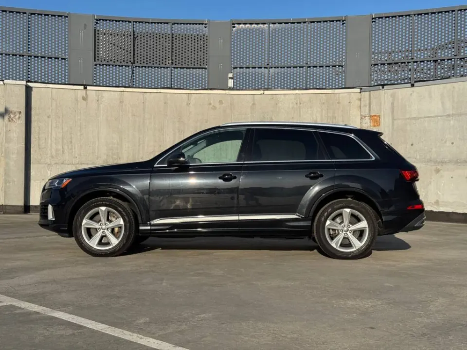 Audi Q7 2019 из парка аренды KTRANS