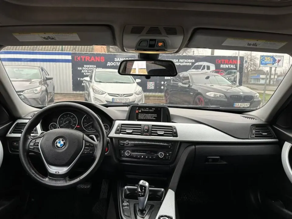 BMW 320i 2014 из парка аренды KTRANS