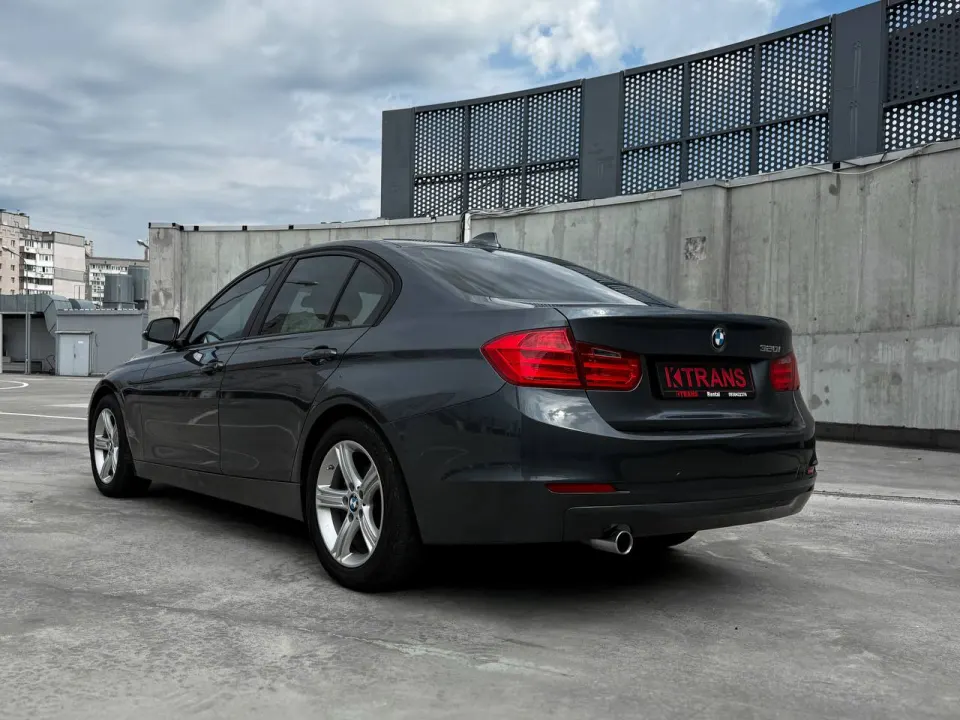 BMW 320i 2014 из парка аренды KTRANS