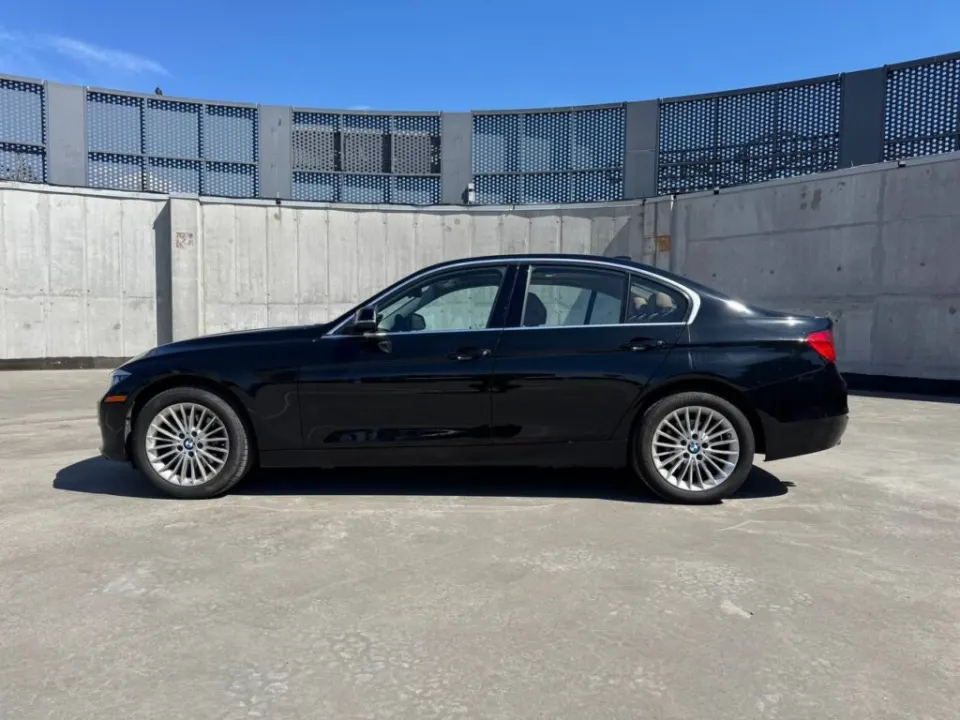BMW 328i 2015 из парка аренды KTRANS