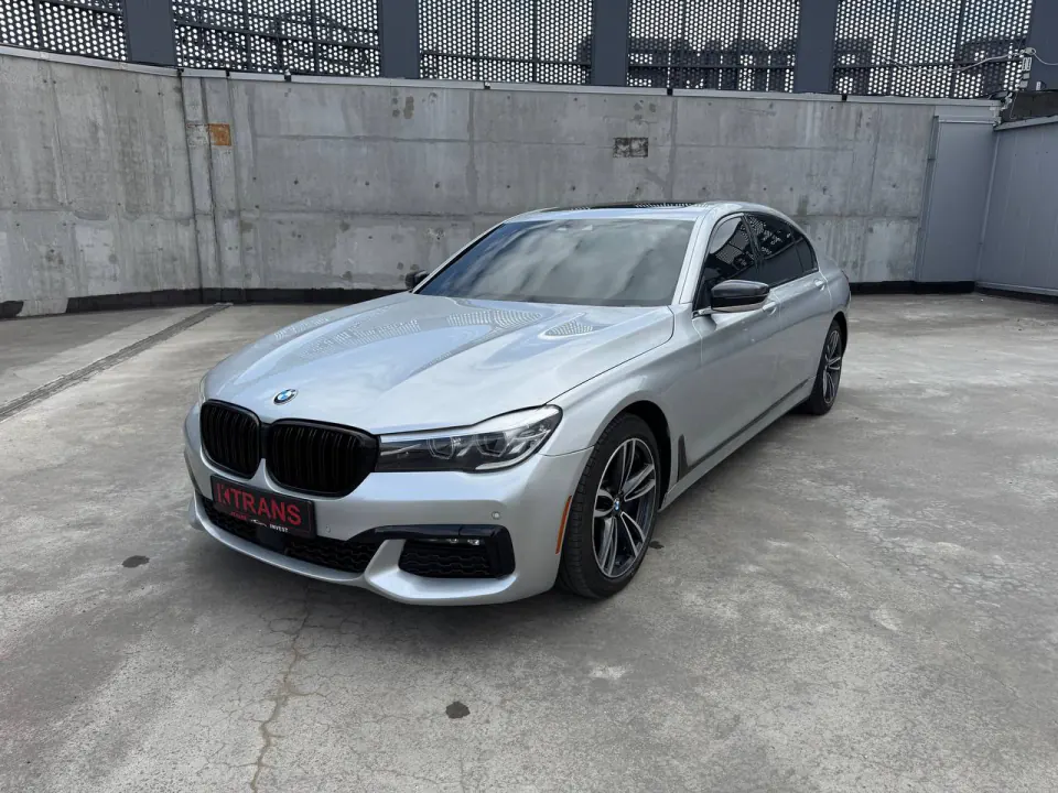 BMW 740i 2017 из парка аренды KTRANS