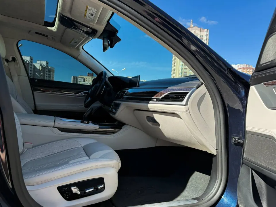 BMW 740Li 2020 from the KTRANS rental fleet