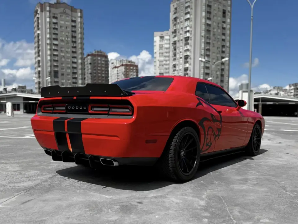 Dodge Challenger 2013 из парка аренды KTRANS