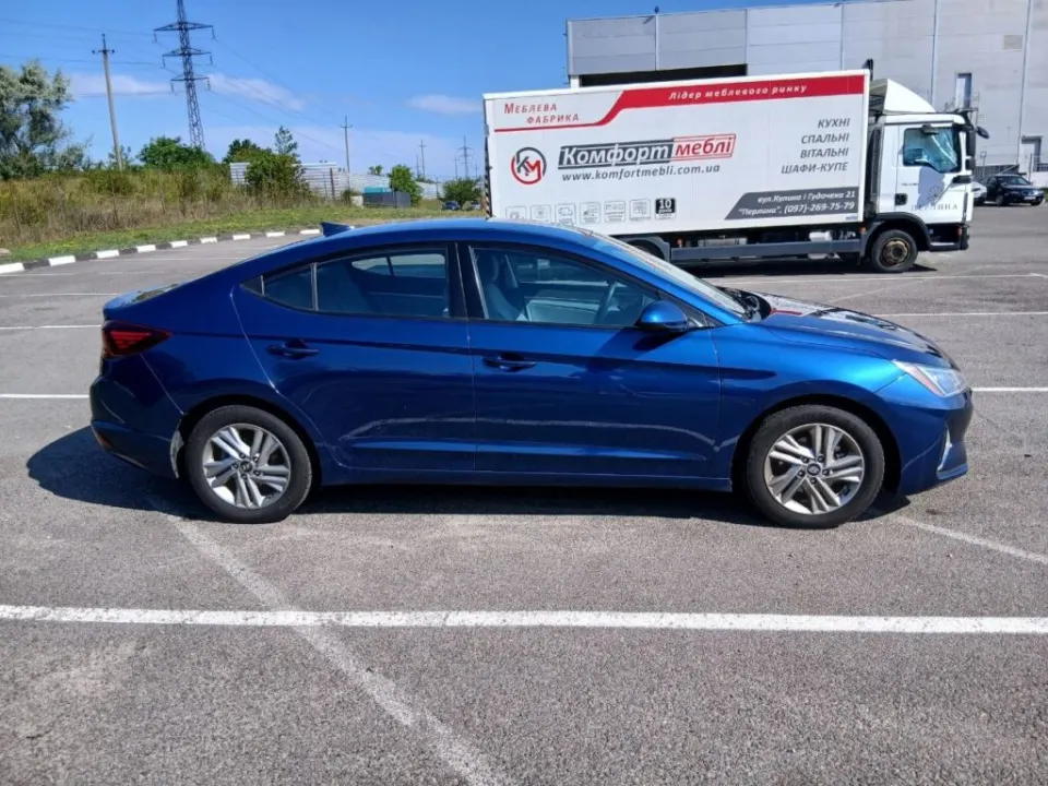 Hyundai Elantra 2018 from the KTRANS rental fleet