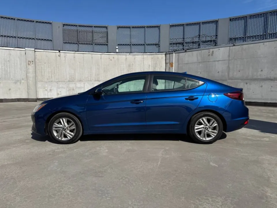 Hyundai Elantra 2018 из парка аренды KTRANS
