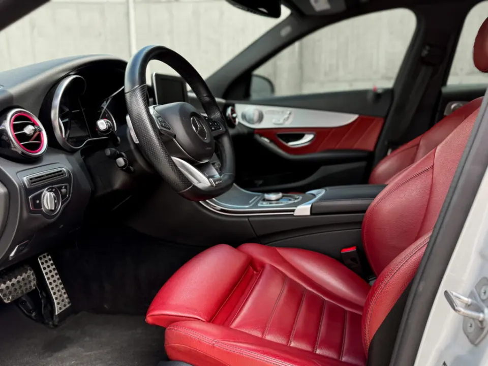 Mercedes-Benz C300 2018 из парка аренды KTRANS