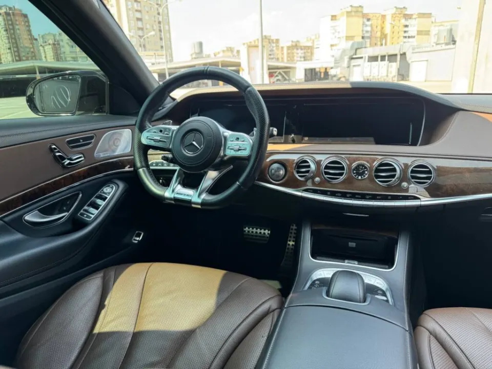 Mercedes-Benz S400 hybrid 2015 из парка аренды KTRANS