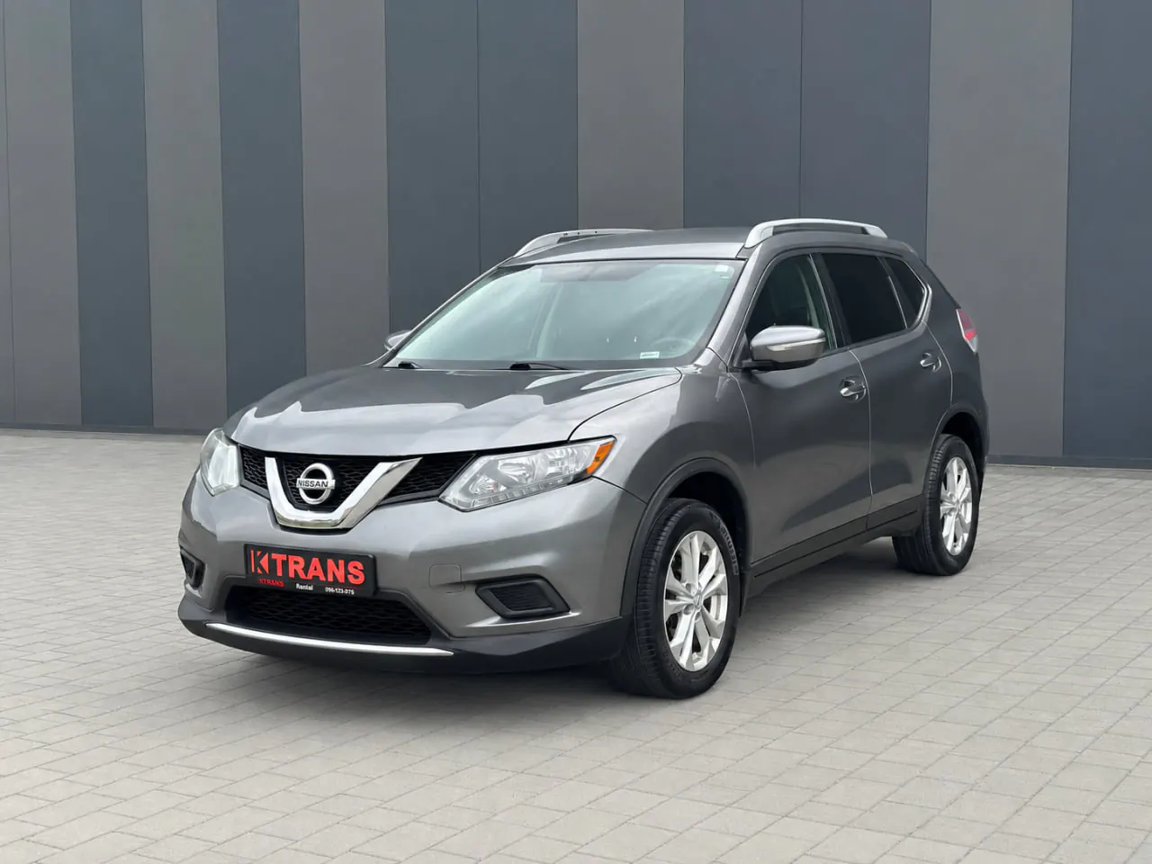 Nissan Rogue 2015 из парка аренды KTRANS