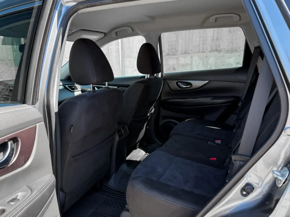 Nissan Rogue 2015 из парка аренды KTRANS