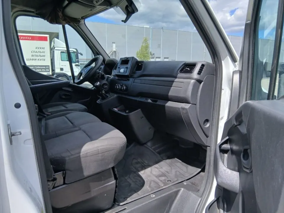Renault Master 2021 из парка аренды KTRANS