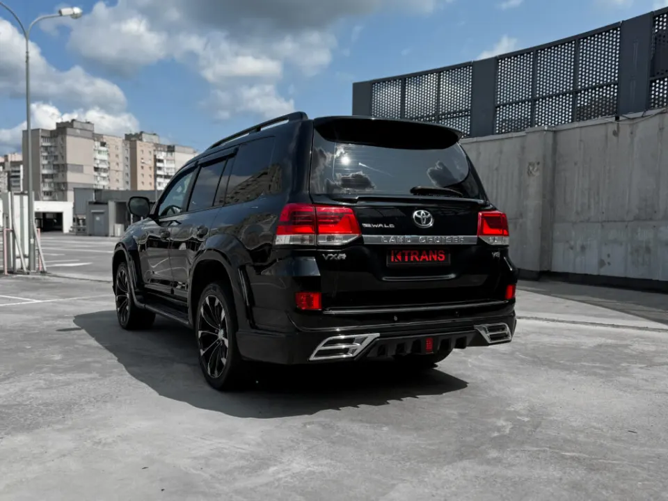 Toyota LC 200 2009 из парка аренды KTRANS