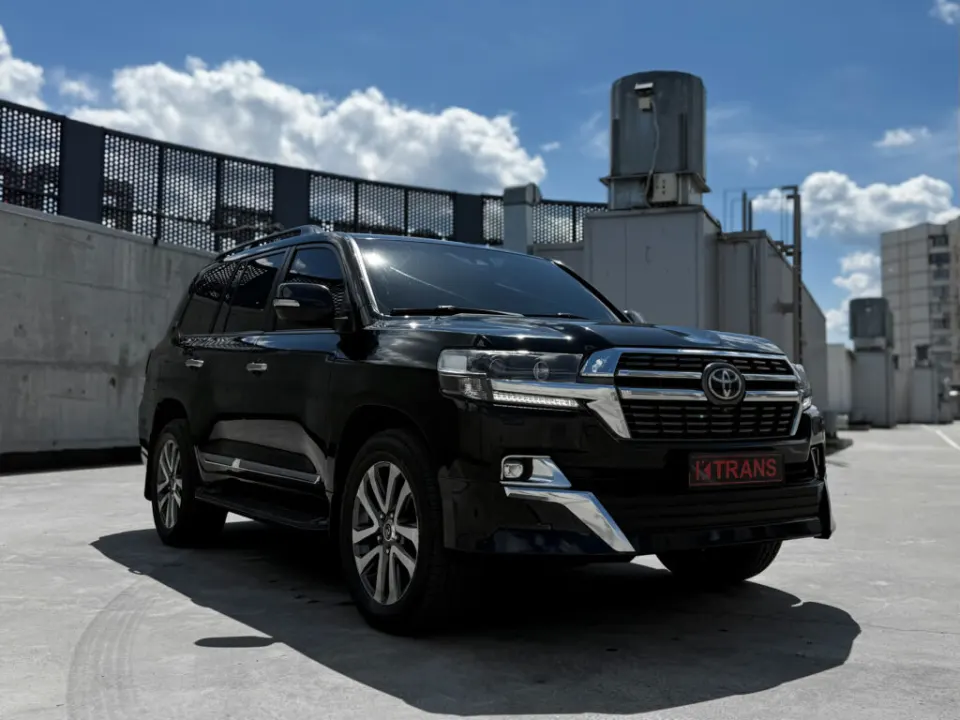 Toyota LC 200 2017 из парка аренды KTRANS