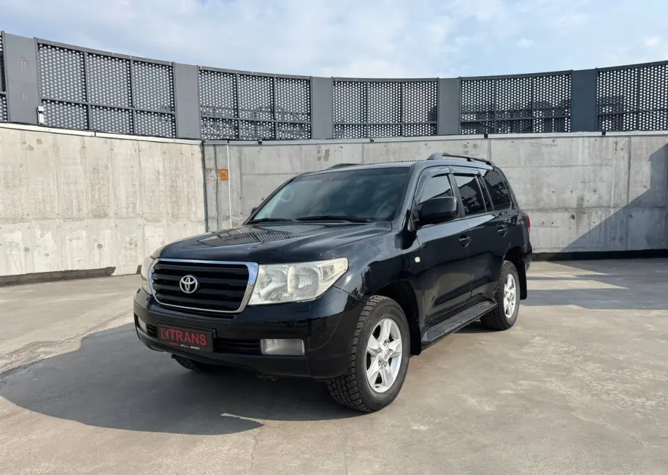 Toyota LC 200 2008 из парка аренды KTRANS
