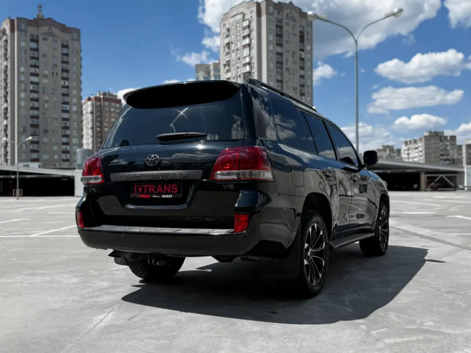 Toyota LC200 2007 from the KTRANS rental fleet