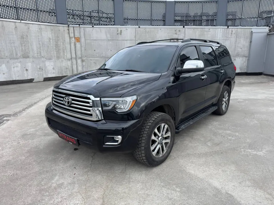 Toyota Sequoia 2017 из парка аренды KTRANS