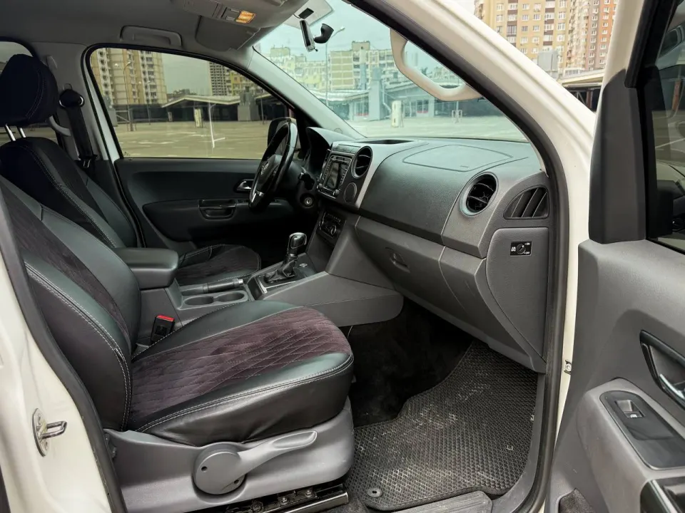 Volkswagen Amarok 2013 из парка аренды KTRANS