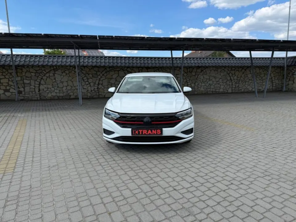Volkswagen Jetta 2018 из парка аренды KTRANS