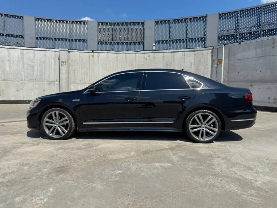 Volkswagen Passat 2016 из парка аренды KTRANS
