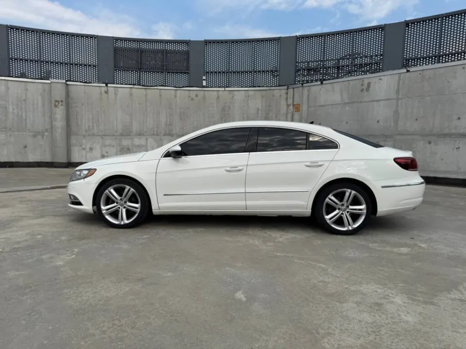 Volkswagen Passat CC 2012 из парка аренды KTRANS