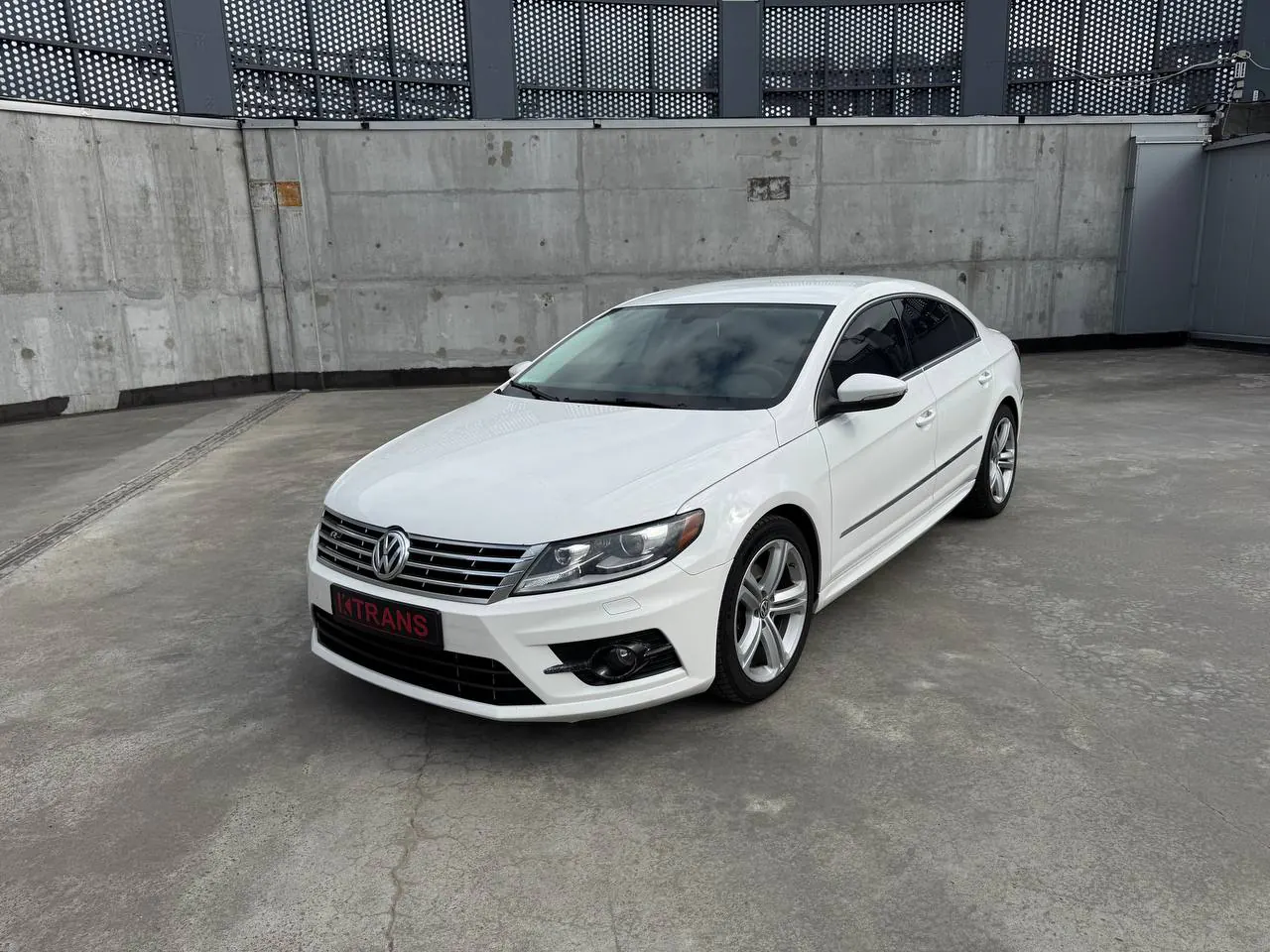 Volkswagen Passat CC 2014 из парка аренды KTRANS
