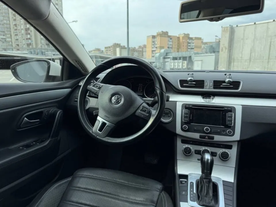 Volkswagen Passat CC 2014 из парка аренды KTRANS