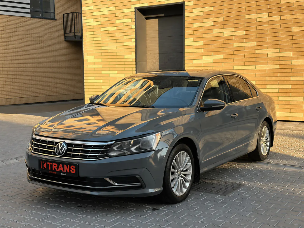 Volkswagen Passat 2016 из парка аренды KTRANS