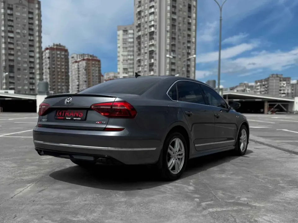 Volkswagen Passat 2016 из парка аренды KTRANS