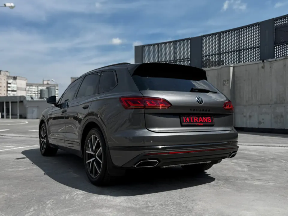 Volkswagen Touareg 2021 из парка аренды KTRANS