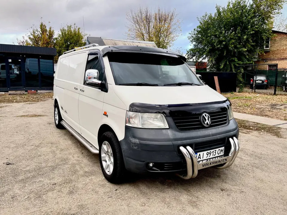 Volkswagen Transporter T5 from the KTRANS rental fleet