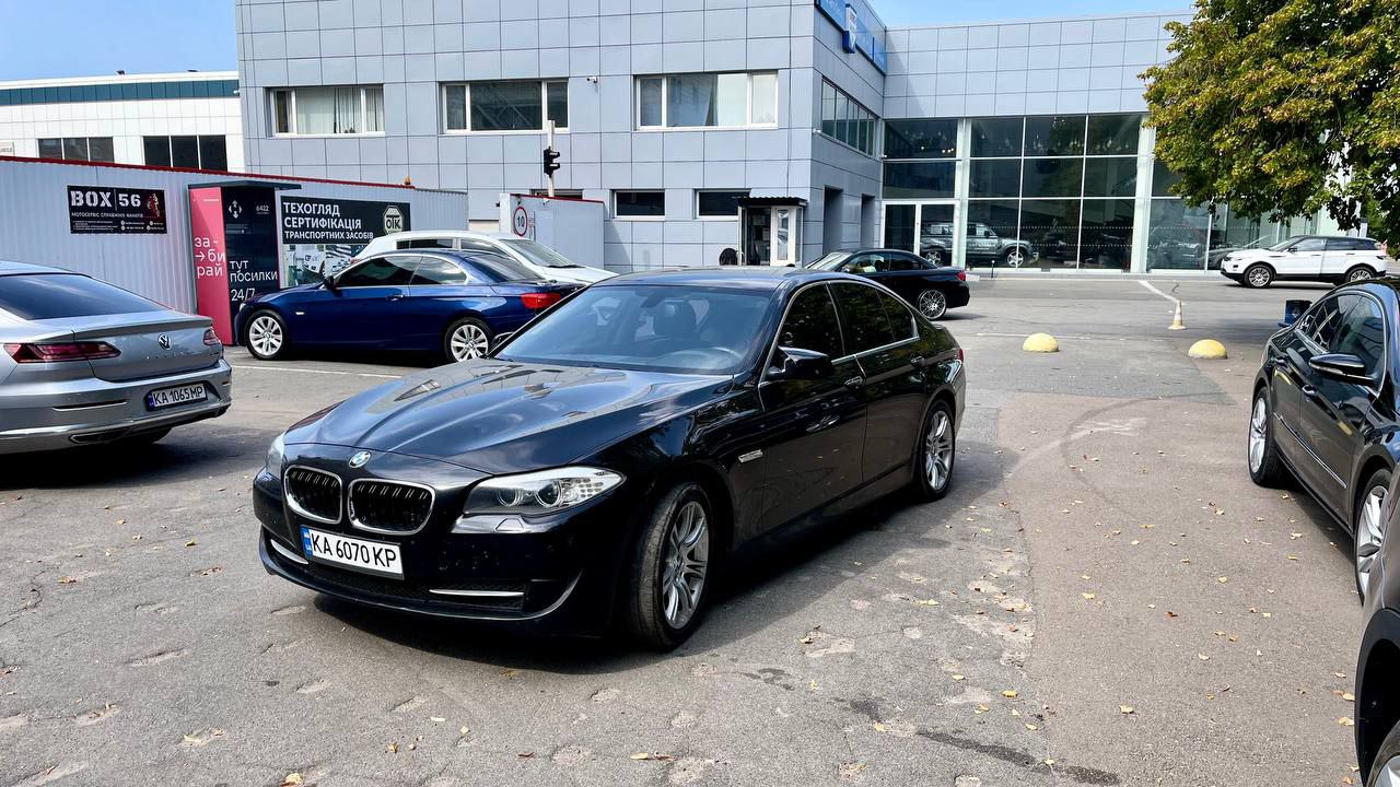 BMW 520i