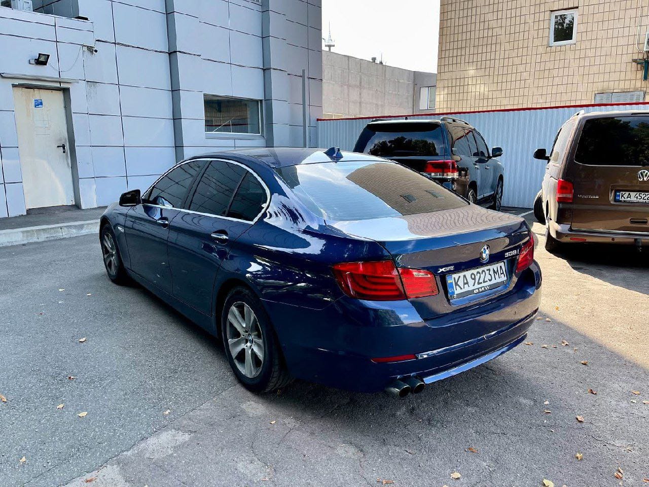 BMW 528i