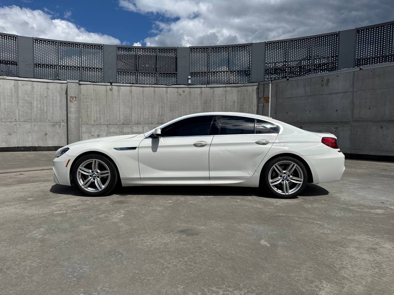BMW 640